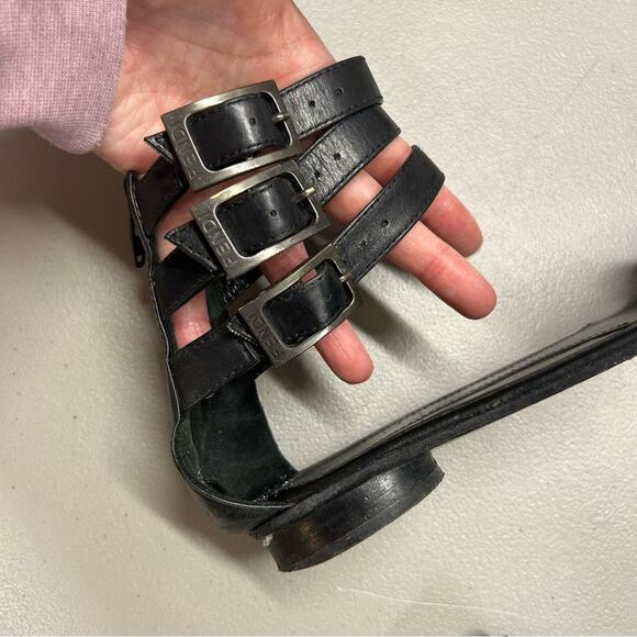 Fendi Caged Sandal Strappy Black Buckle Closure Flats Shoe Womens Size 37 - Picture 5 of 6